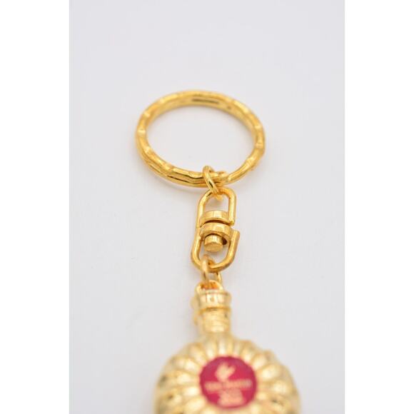 REMY MARTIN XO Keychain Special Cognac Mini Bottle Gold Key Holder Heavy BinA16 - Picture 8 of 12